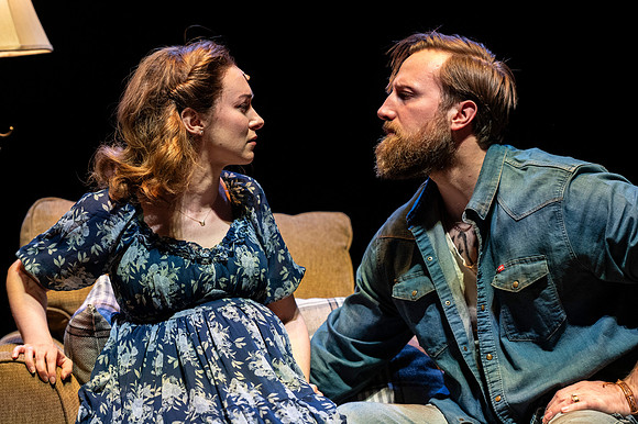 072_Waitress_press