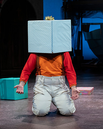 015_Comedy of Errors_press