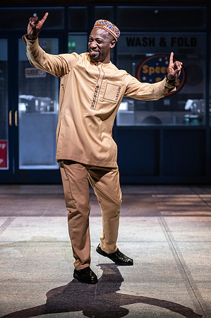 022_Merry Wives_press