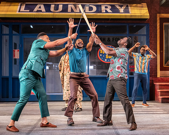 033_Merry Wives_press