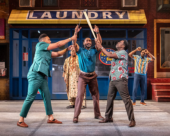 034_Merry Wives_press