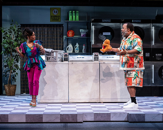 043_Merry Wives_press