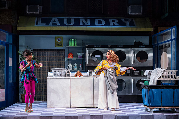 049_Merry Wives_press