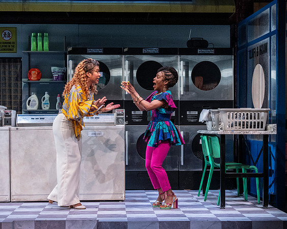 057_Merry Wives_press