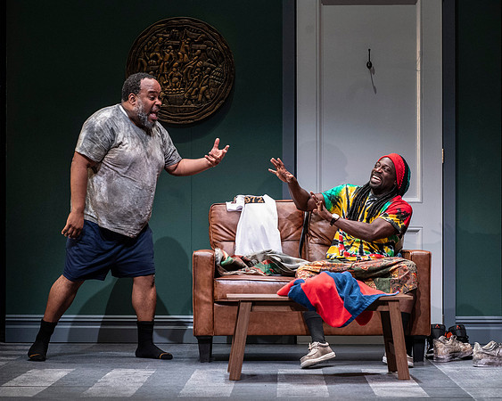 069_Merry Wives_press