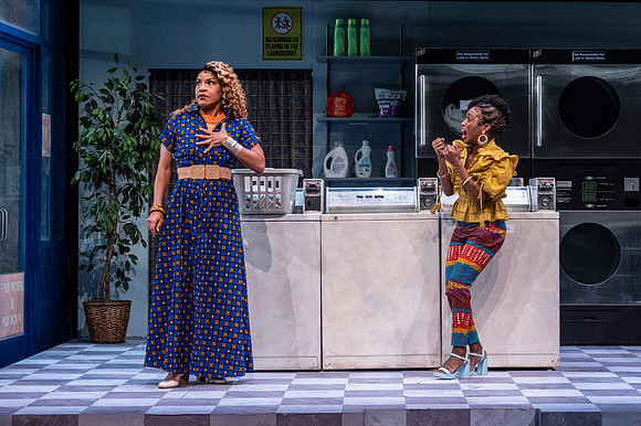074_Merry Wives_press