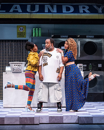 079_Merry Wives_press