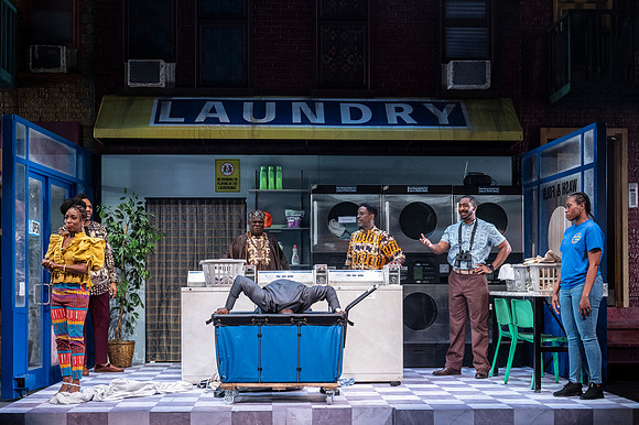 083_Merry Wives_press