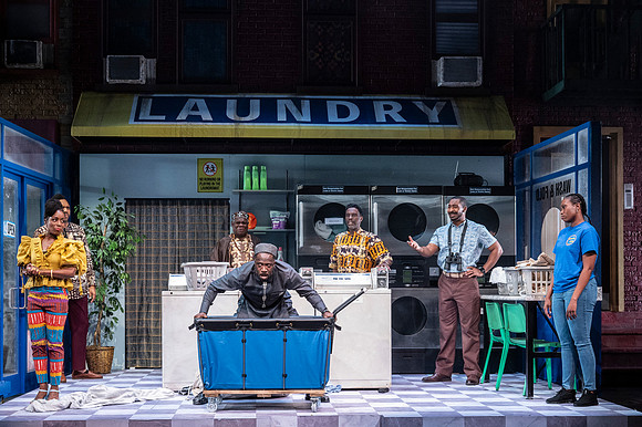 084_Merry Wives_press