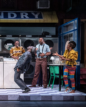 088_Merry Wives_press