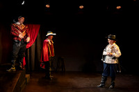 009_Cyrano_press