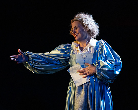 049_Cyrano_press