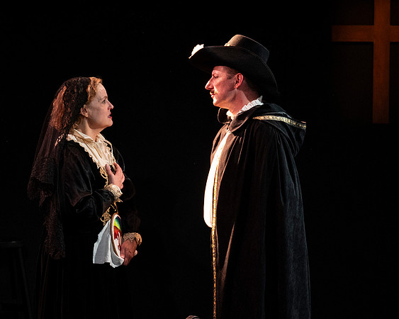073_Cyrano_press