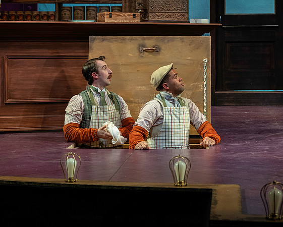 024_Hello, Dolly_full set