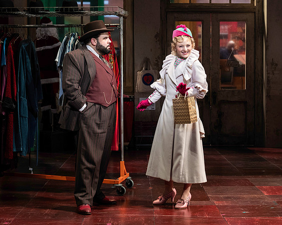 004_Guys and Dolls_press