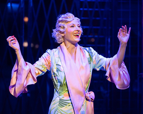 034_Guys and Dolls_press