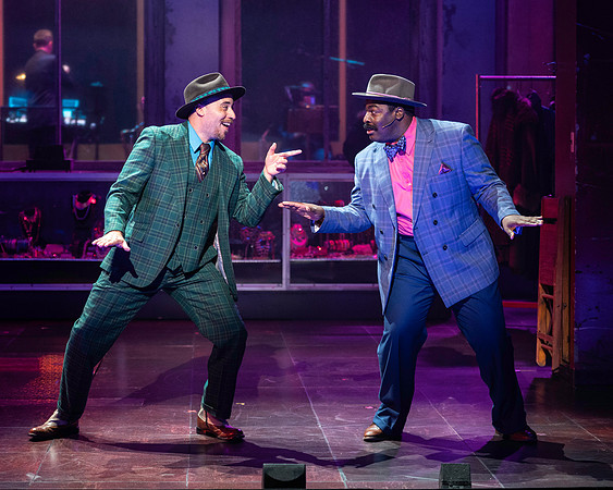 036_Guys and Dolls_press