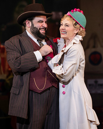 042_Guys and Dolls_press