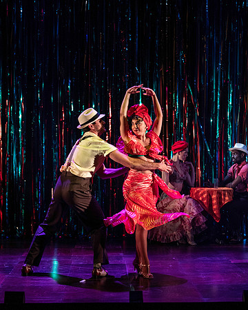 049_Guys and Dolls_press