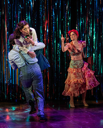 055_Guys and Dolls_press