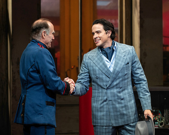 040_Guys and Dolls_full set