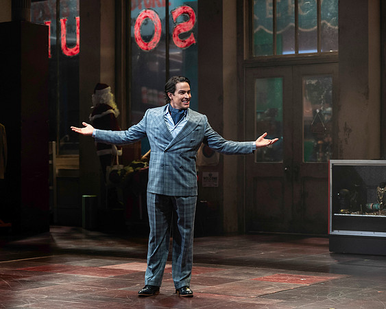 045_Guys and Dolls_full set