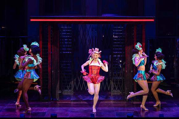067_Guys and Dolls_full set