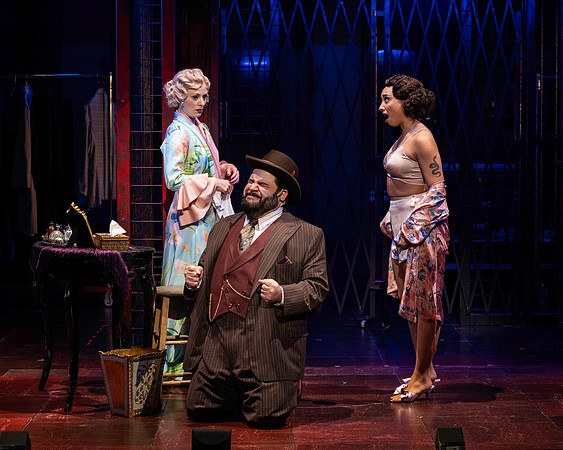 077_Guys and Dolls_full set