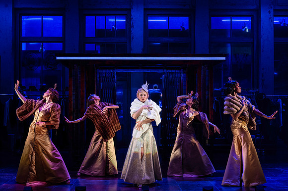 160_Guys and Dolls_full set