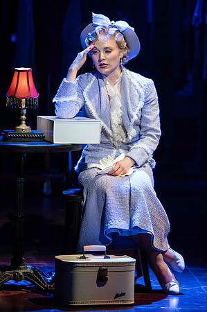 167_Guys and Dolls_full set