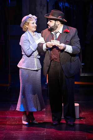 203_Guys and Dolls_full set