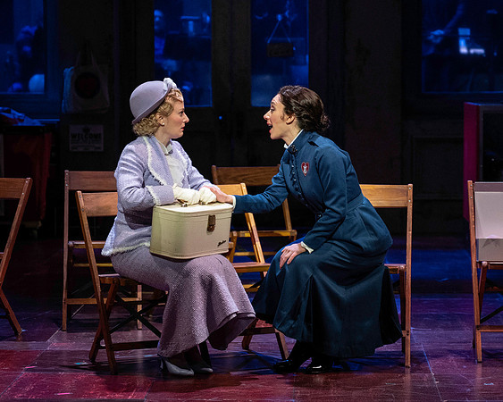 242_Guys and Dolls_full set