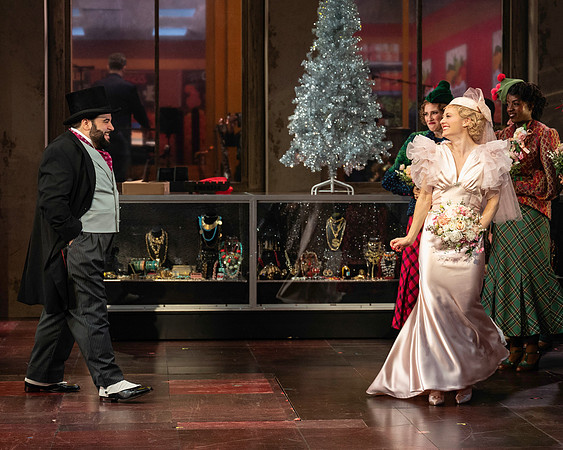 253_Guys and Dolls_full set