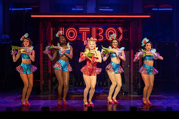 005_Guys and Dolls 2_full set