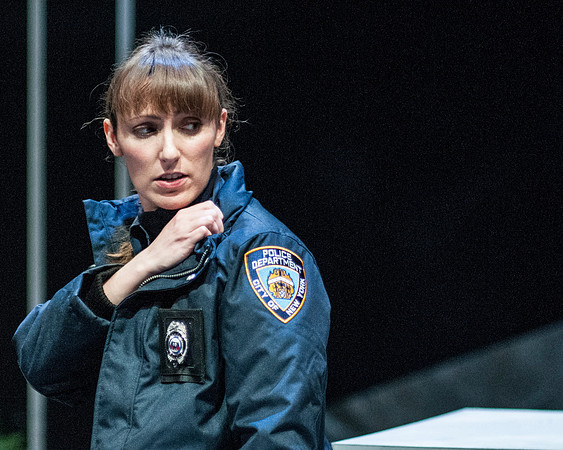 102_Lobby Hero