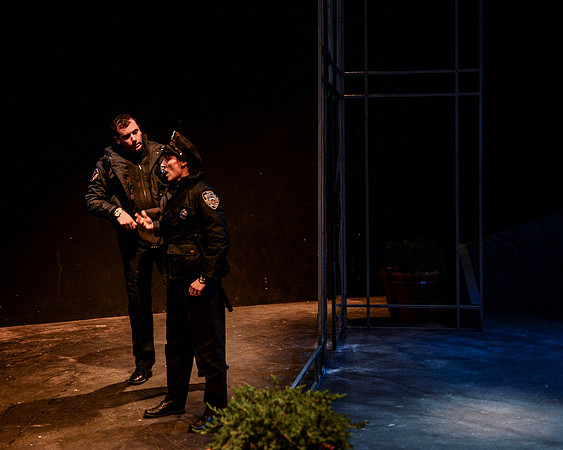 024_Lobby Hero