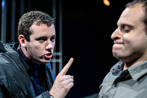 067_Lobby Hero