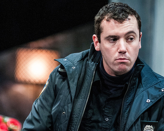 135_Lobby Hero