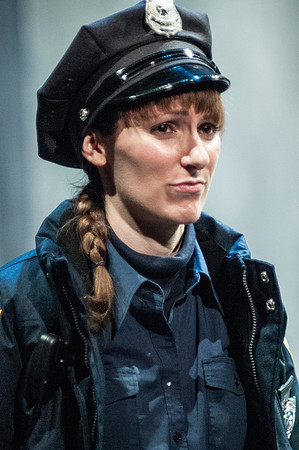 098_Lobby Hero