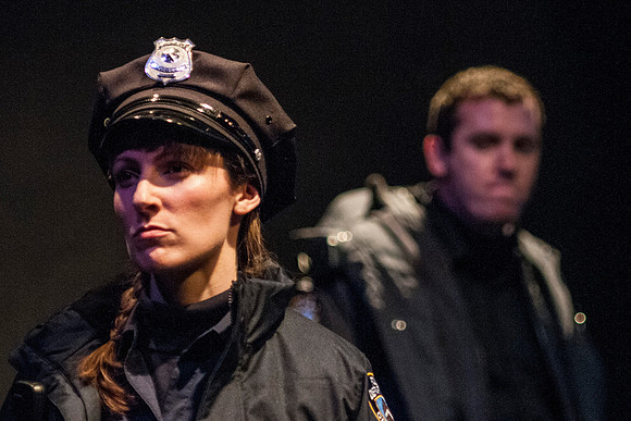 082_Lobby Hero