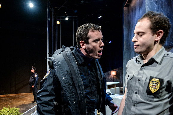 064_Lobby Hero