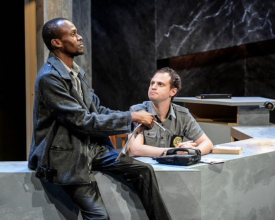 005_press_Lobby Hero