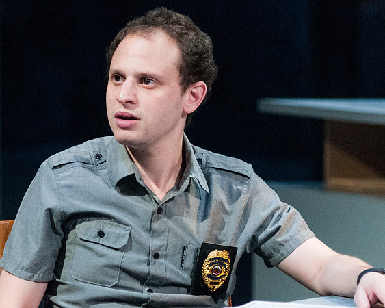 118_Lobby Hero