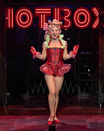 016_Guys and Dolls 2_full set