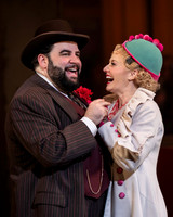 044_Guys and Dolls_press
