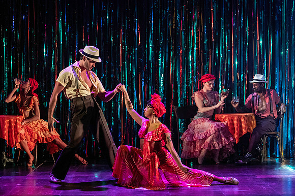 048_Guys and Dolls 2_full set