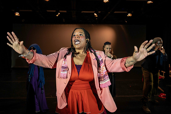 096_Lysistrata_full set