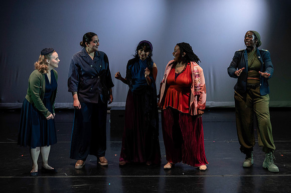 132_Lysistrata_full set