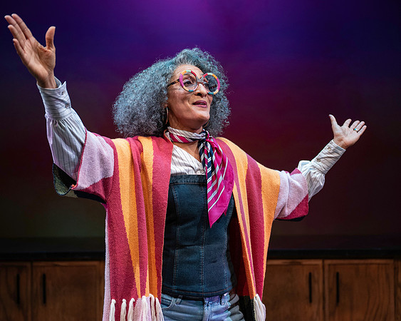122_Carla Hall_Please Underestimate Me_full set
