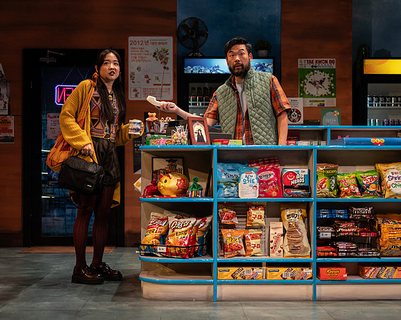 003_Kim's Convenience_press